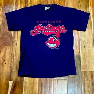 Vintage 1990’s Men’s Lee Sport Cleveland Indians Baseball Shirt Size Medium